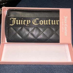🆕Juicy Couture Wallet